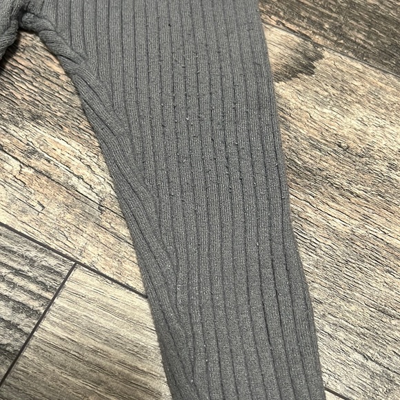 Zara knitwear gray Rib KNIT LEGGINGS 12-18 months used no rips - Picture 4 of 7